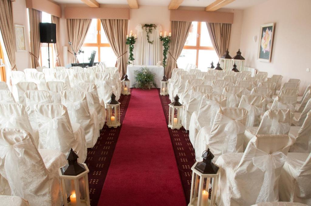 Lough Allen Hotel & Spa Дръмшанбо Екстериор снимка
