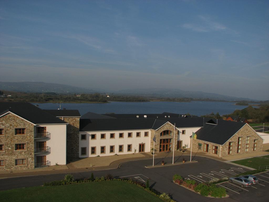 Lough Allen Hotel & Spa Дръмшанбо Екстериор снимка