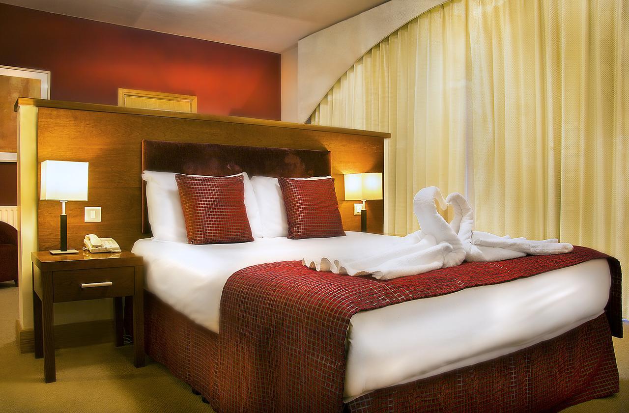 Lough Allen Hotel & Spa Дръмшанбо Стая снимка